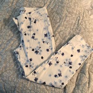 🛍 5/$30!!! 🛍 New Gap Khakis